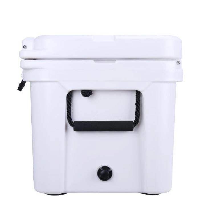 GiNT Cooler Box