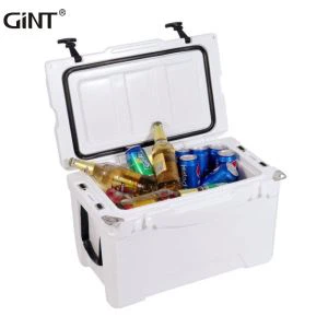 35 Quart Heave Duty Ice Chest